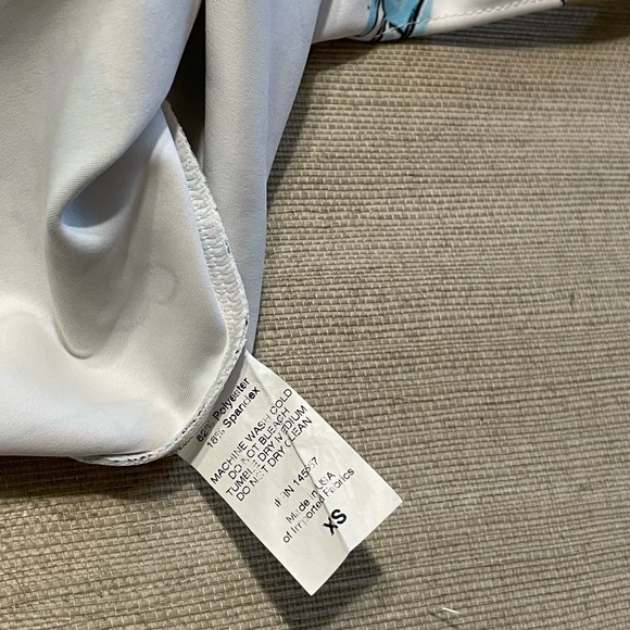 DISNEYLAND PARK Skater Skirt and Crop Top set XS - Picture 6 of 6